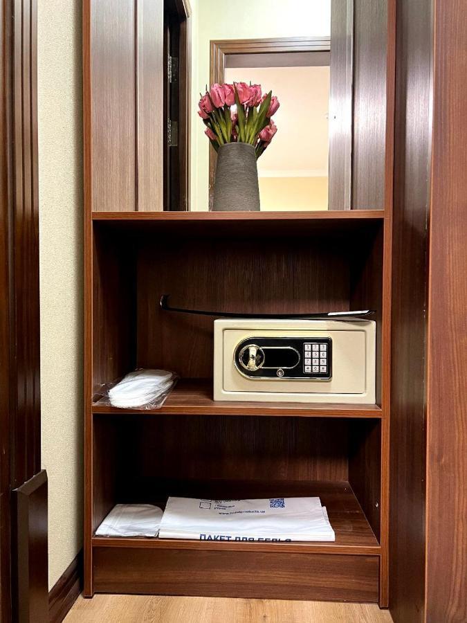 Hotel Vostok Tashkent Bagian luar foto